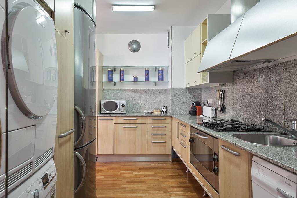 Canela Homes Barcelona Universitat Cameră foto